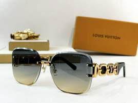 Picture of Louis Vuitton Sunglasses _SKUfw75331595fw
